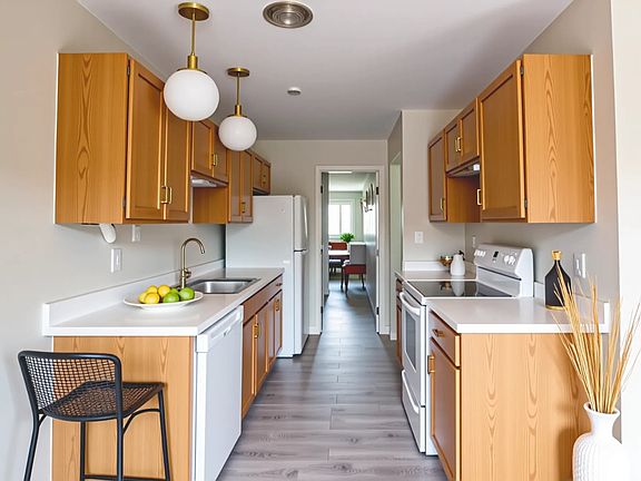5th image of 26781 Franklin Pointe Dr #A