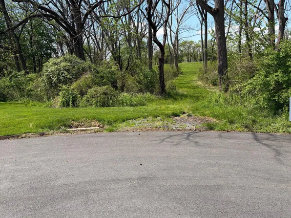 81 Penwyck Ln, West Grove, PA 19390