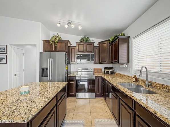 2164 E STACEY Road, Gilbert, AZ 85298