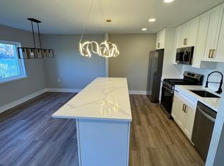 353 Gatewater Ct Unit 102, Glen Burnie, MD 21060