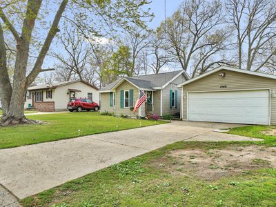 1049 Royal Oak St SW, Wyoming, MI, 49509