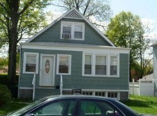 468 Robins St, Roselle, NJ 07203