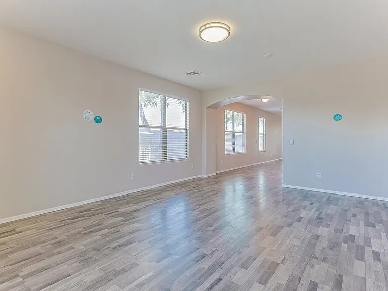 46186 W Holly Dr — Photo 8