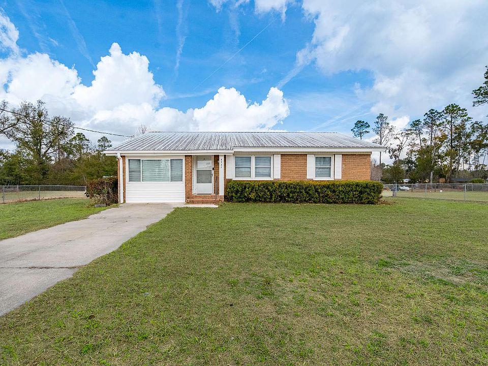 1st image of 1127 Fieldcrest Rd