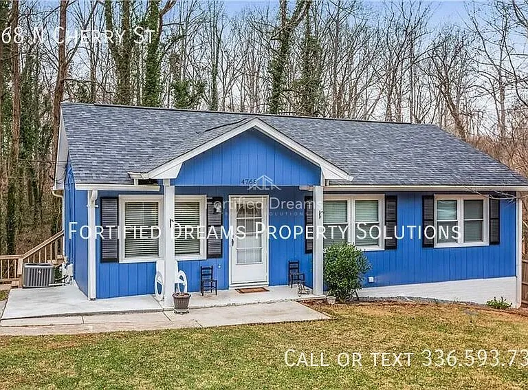 4768 N Cherry St — Photo 16