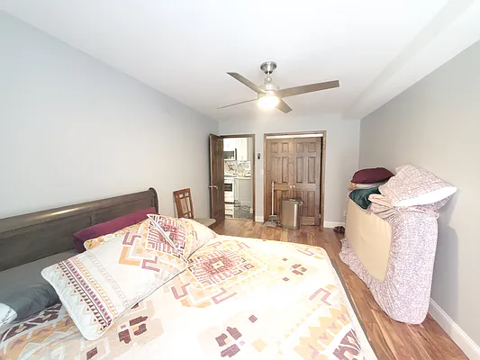 Rented by Astoria Realty | media 16