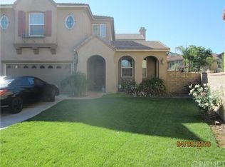 29266 Orion Ln, Saugus, CA 91390