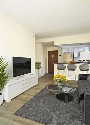 Rented by Ridgewood Capital NYC LLC | media 16