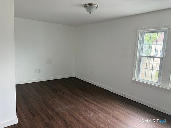 3rd image of 1403 Boston Ave