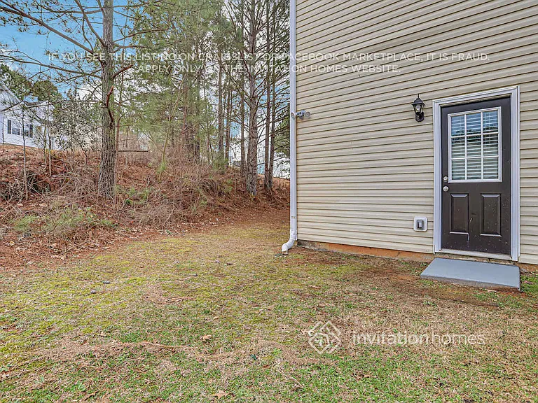 4099 Robin Cir — Photo 11