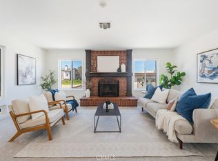 2110 Carnegie Ln #3, Redondo Beach, CA 90278