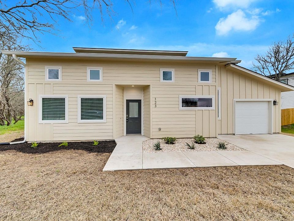 1st image of 123 E Pauwela Ln
