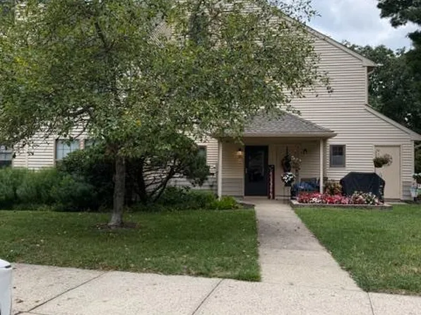 210 Begonia Ct, Jackson, NJ 08527