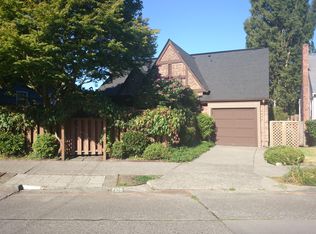 2109 Condon Way W, Seattle, WA 98199