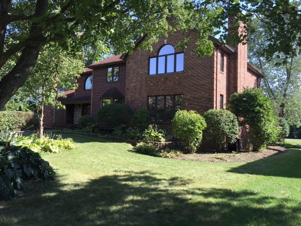 1st image of 909 Gamble Dr