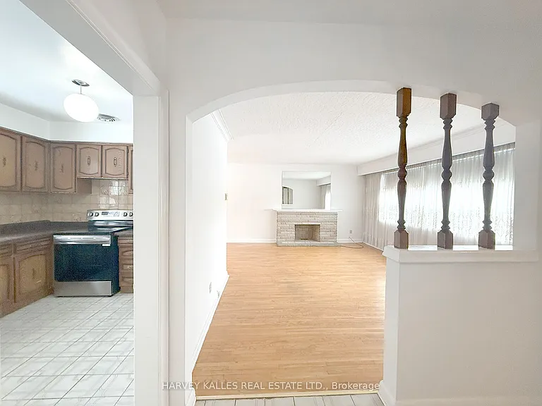 214 Dixon Rd — Photo 7