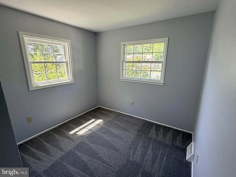 10003 Lomond Dr — Photo 9