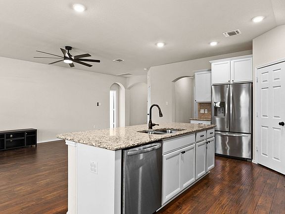 2nd image of 1319 Iron Glen Dr