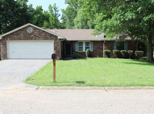 1914 Cherrywood Dr, Jonesboro, AR 72404