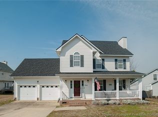 5544 Rising Ridge Dr, Hope Mills, NC 28348