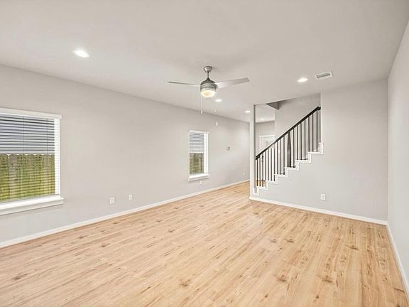 4th image of 2802 Bethnal Garden Way