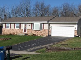 405 Aspen St, Hebron, IN 46341