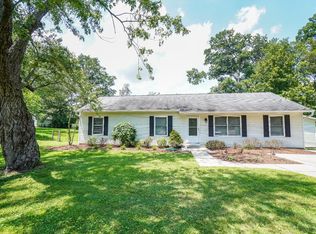 1550 E Meadowbrook Dr, Loveland, OH 45140