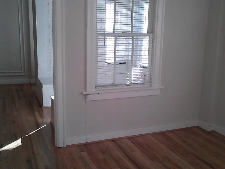 Rousseau and Cezanne Apartments — Photo 24