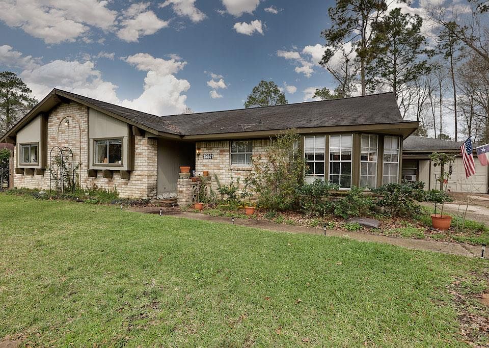 1st image of 15841 Northcreek Ln