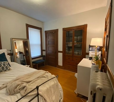 4th image of 699 E 7th St APT 1