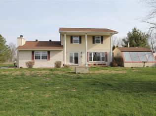 1434 Summerfield Rd, Saint Jacob, IL 62281