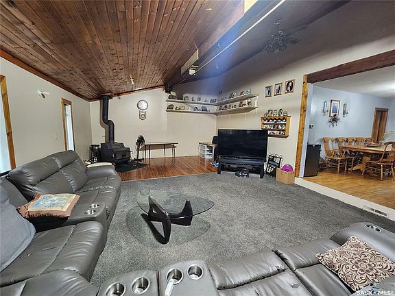 3rd image of 218 Moser Ave #214