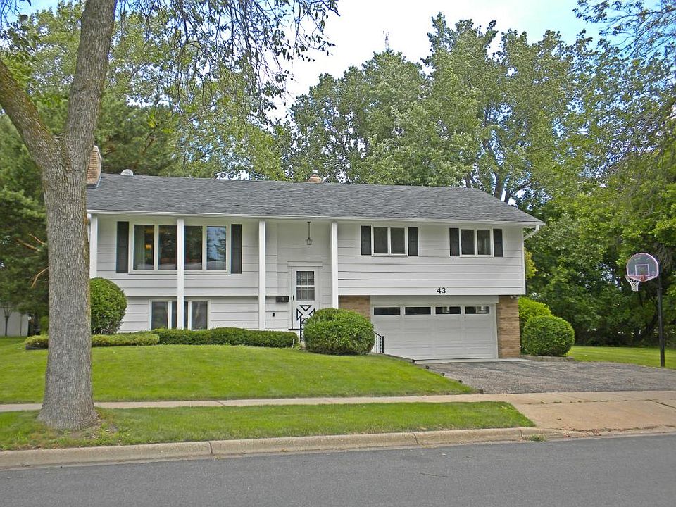 1st image of 43 Logan Ave E