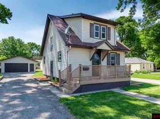 841 Stewart St, North Mankato, MN 56003