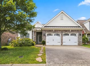 243 Meandering Dr, Lebanon, TN 37090