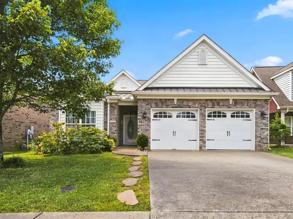243 Meandering Dr, Lebanon, TN 37090