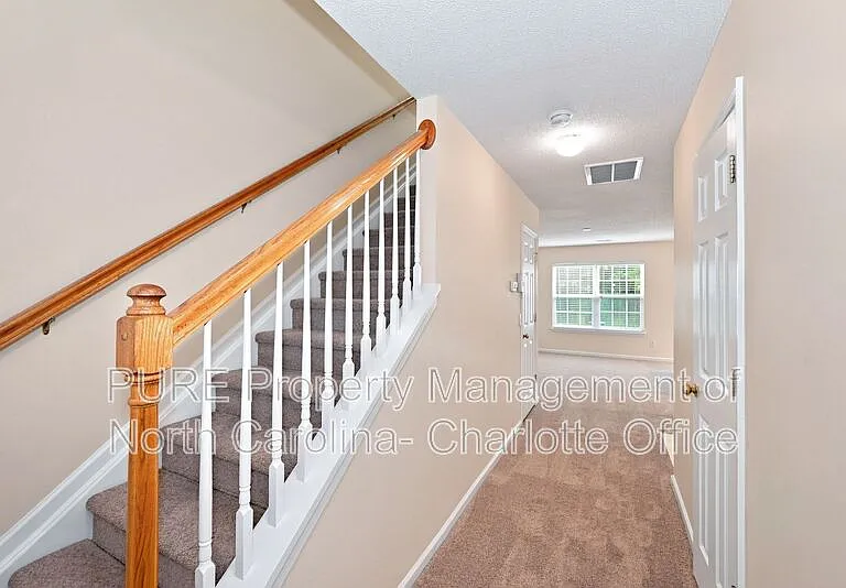 11314 Stone Trail Rd — Photo 8