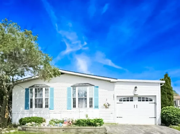 25821 S Merion Dr, Monee, IL 60449