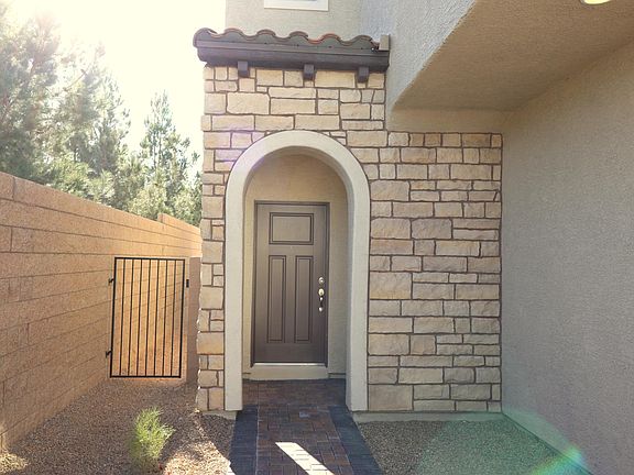 3rd image of 255 Walkinshaw Ave