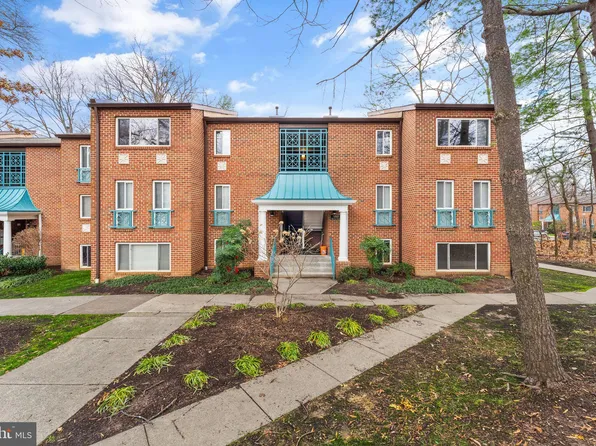 11810 Breton Ct #2, Reston, VA 20191
