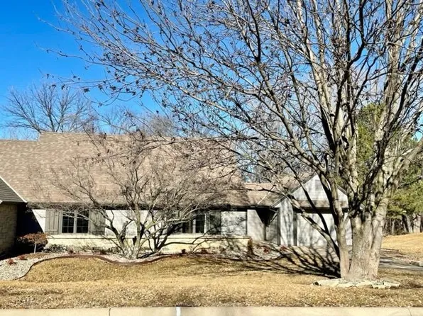 805 Spey, Winfield, KS 67156