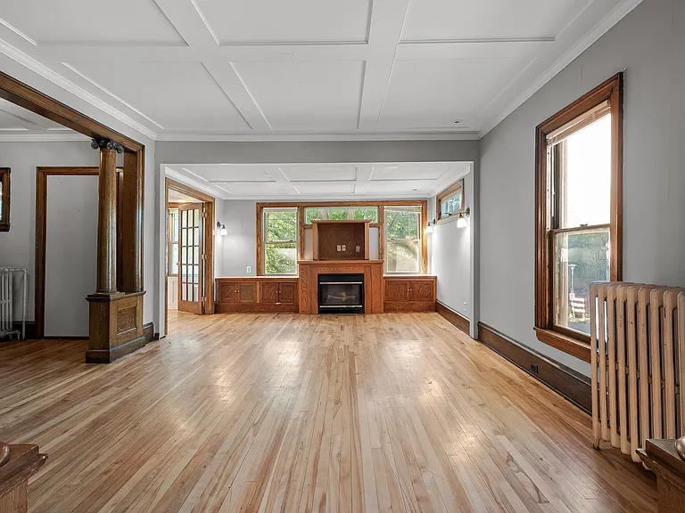1801 Talmage Ave Se — Photo 8