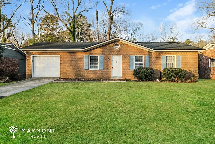 3 bed, 2.0 bath, 1094 sqft, $1,595 — Photo 1