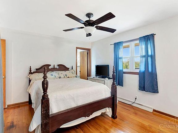 4th image of 1111 Briarwood Dr