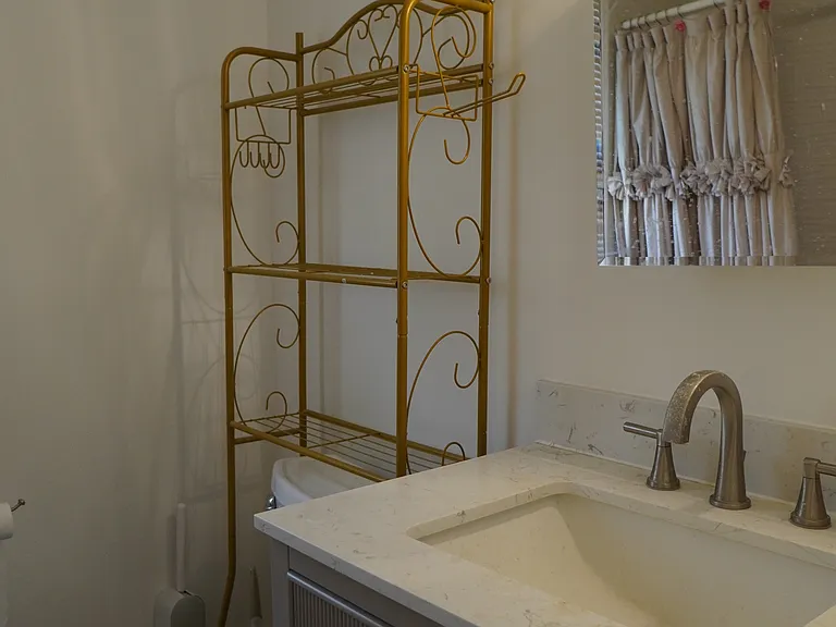 605 Briarcliff Ave #2 — Photo 3