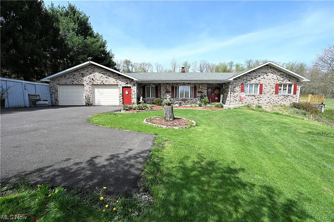 1214 Mick Rd photo 1