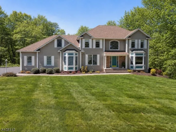 7 Cecilia Ct, Vernon Twp., NJ 07462