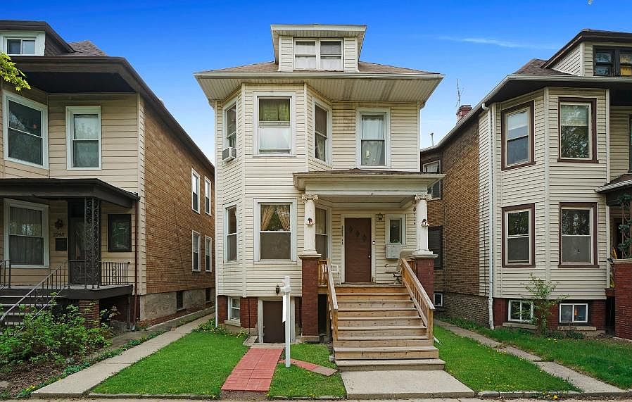 1st image of 2252 N Lawndale Ave #1