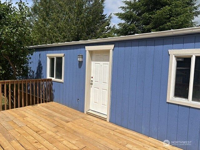 1st image of 170 E Skookum Drive