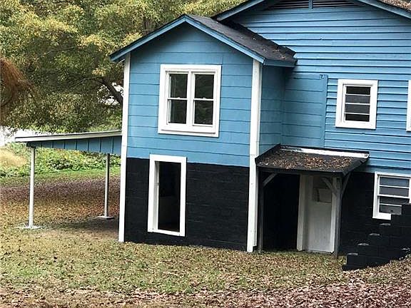 2nd image of 116 Edwards St